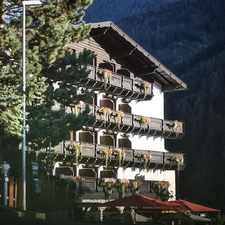 Berghotel Basur - Das Schihotel Am Arlberg Flirsch Buitenkant foto